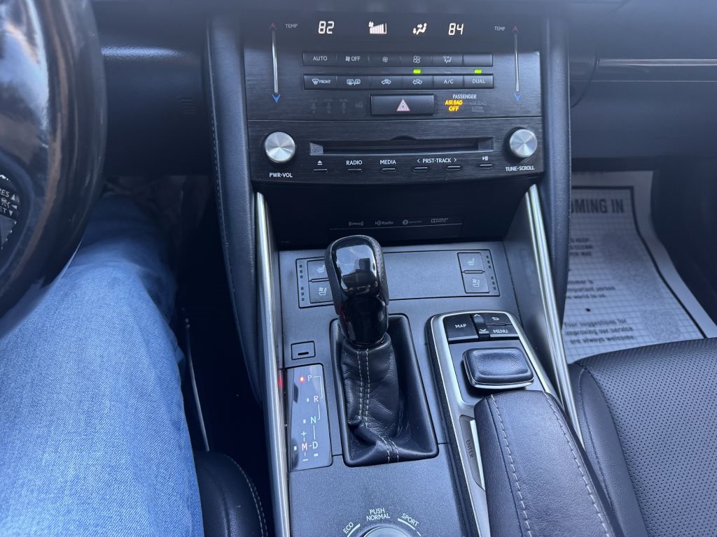 Lexus IS 300 AWD 2017