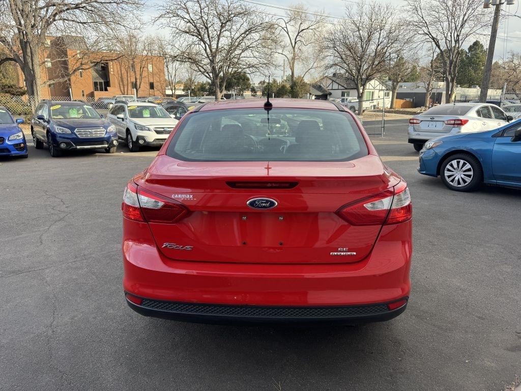 Ford Focus SE Sedan 2014