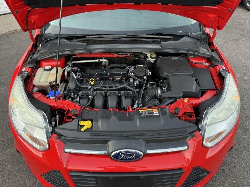 Ford Focus SE Sedan 2014