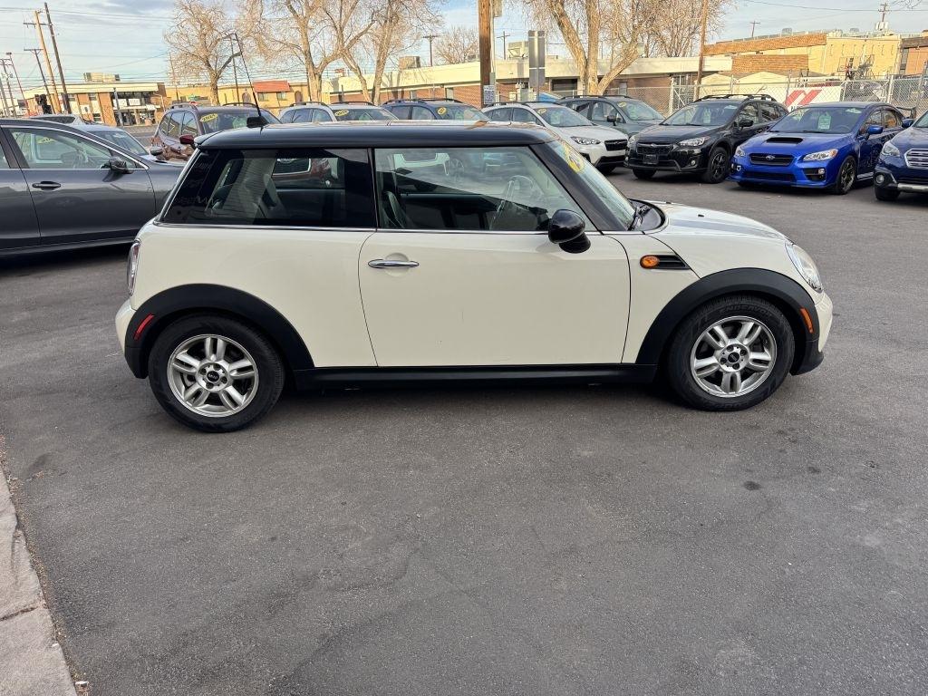 MINI Cooper Base 2012