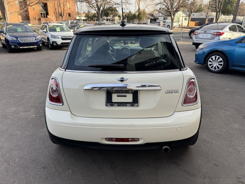 MINI Cooper Base 2012