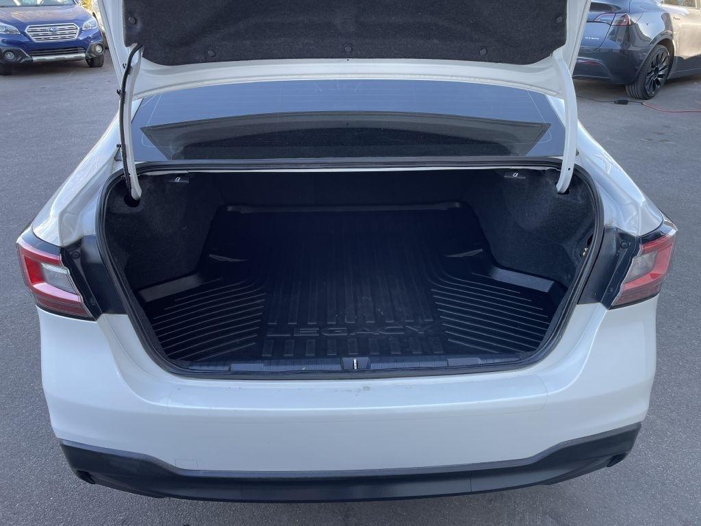 Subaru Legacy Premium 2022