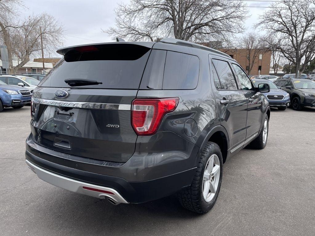 Ford Explorer XLT 4WD 2016