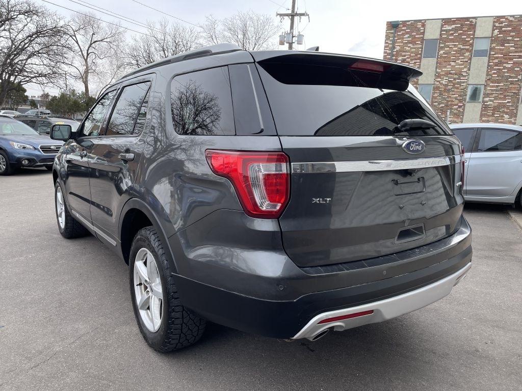 Ford Explorer XLT 4WD 2016