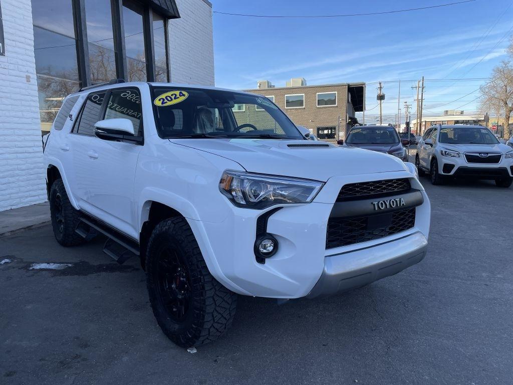 Toyota 4Runner TRD Off-road Premium 4WD 2024