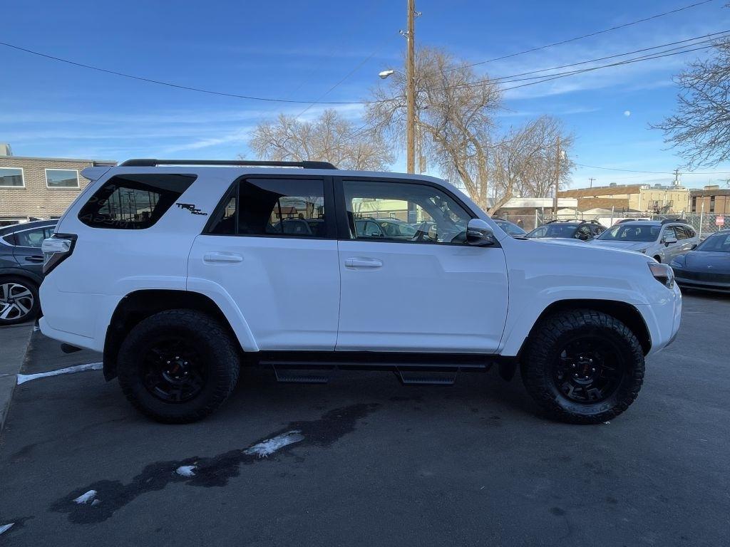 Toyota 4Runner TRD Off-road Premium 4WD 2024
