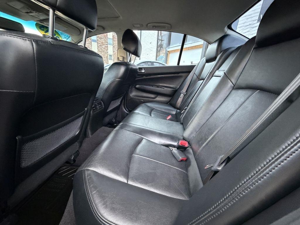 Infiniti G Sedan 37x AWD 2013