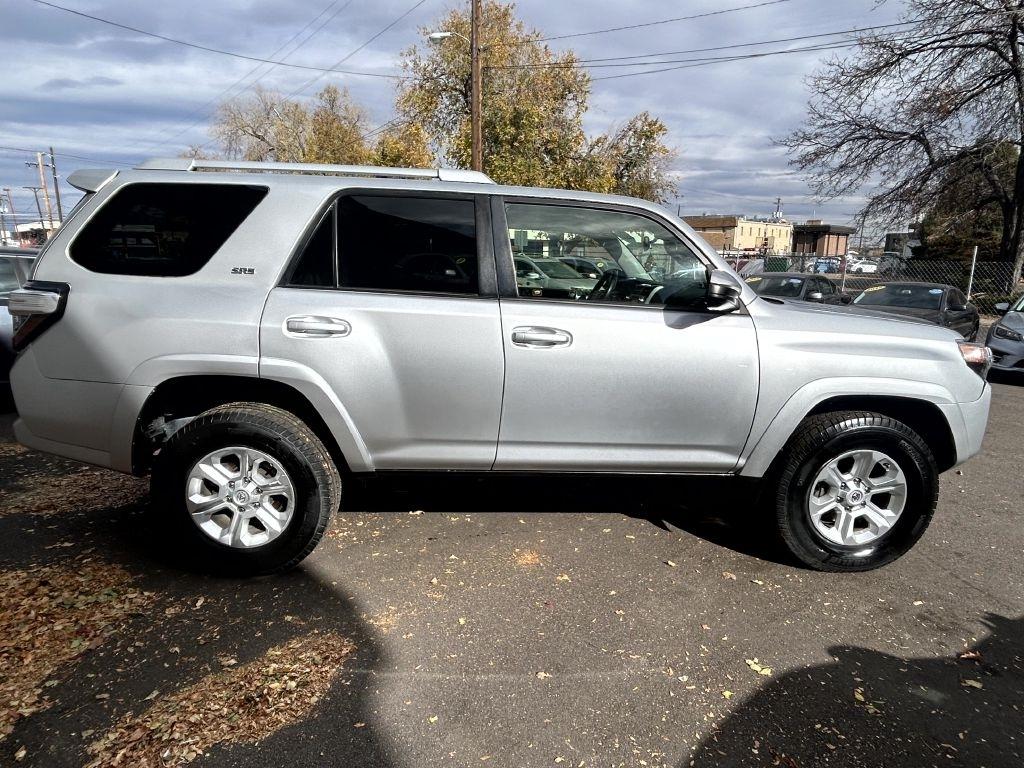 Toyota 4Runner SR5 4WD 2018