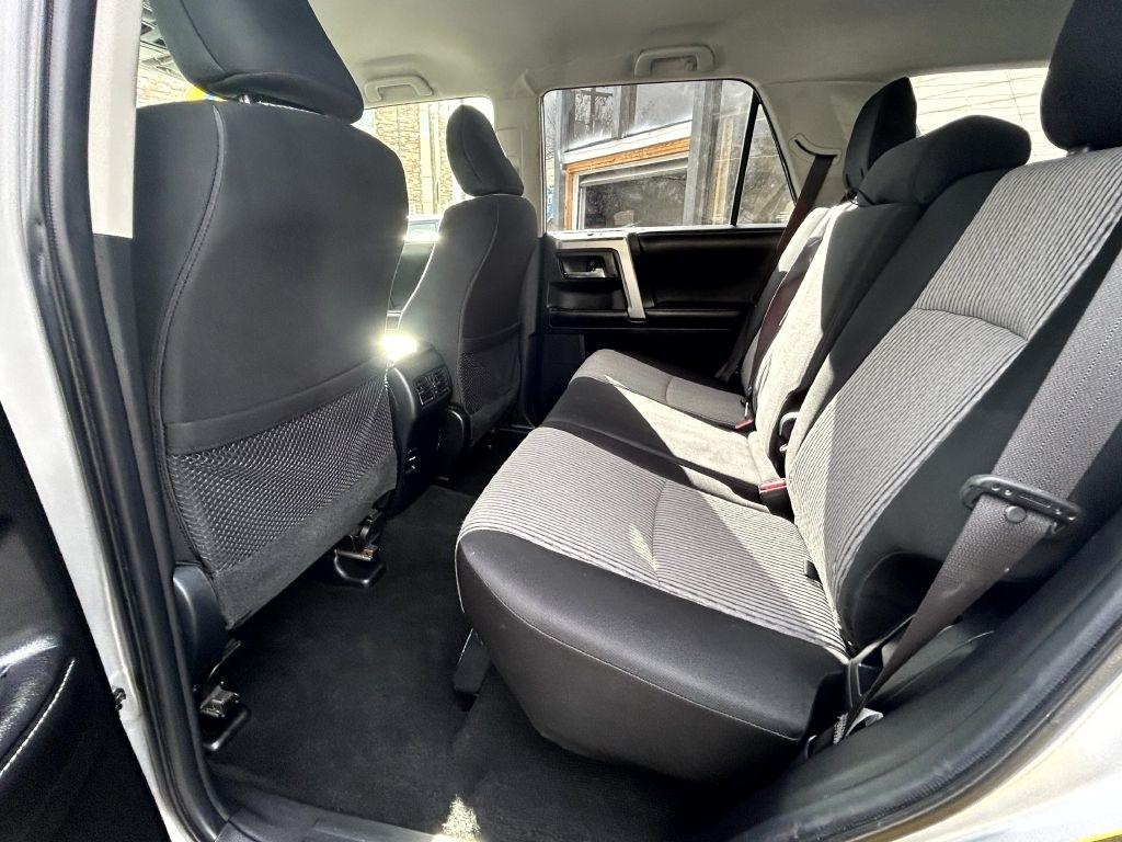 Toyota 4Runner SR5 4WD 2018