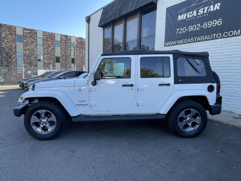 Jeep Wrangler Unlimited Sahara 4WD 2016
