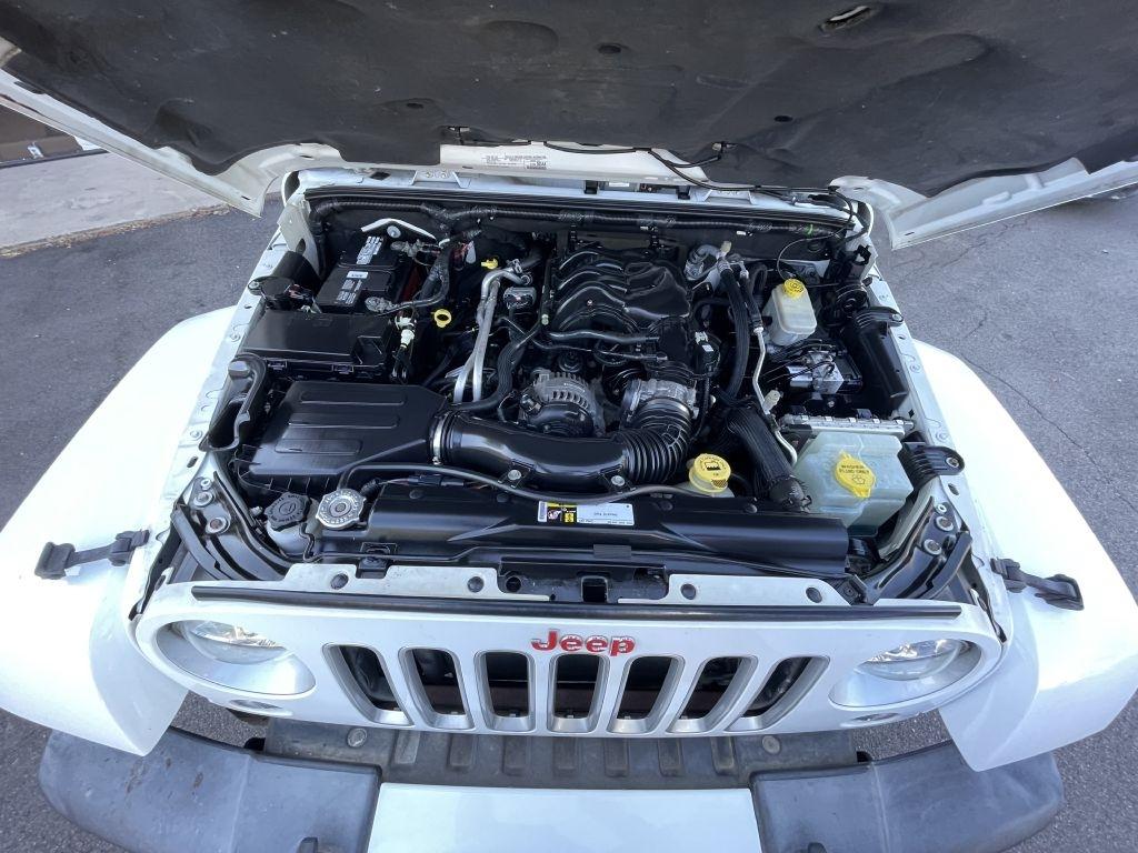 Jeep Wrangler Unlimited Sahara 4WD 2016