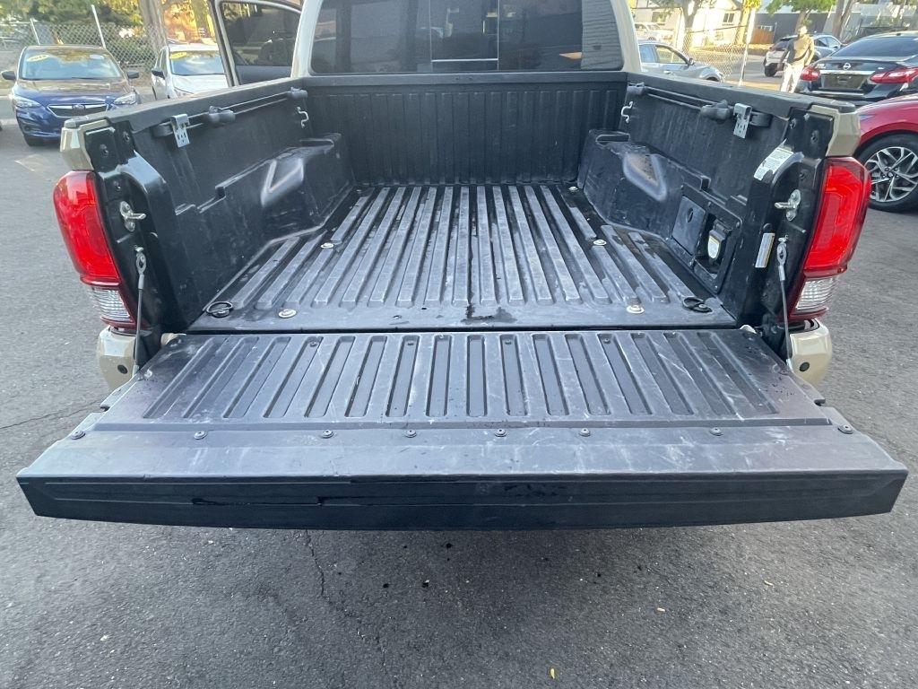Toyota Tacoma SR5 Double Cab Long Bed V6 6AT 4WD 2019