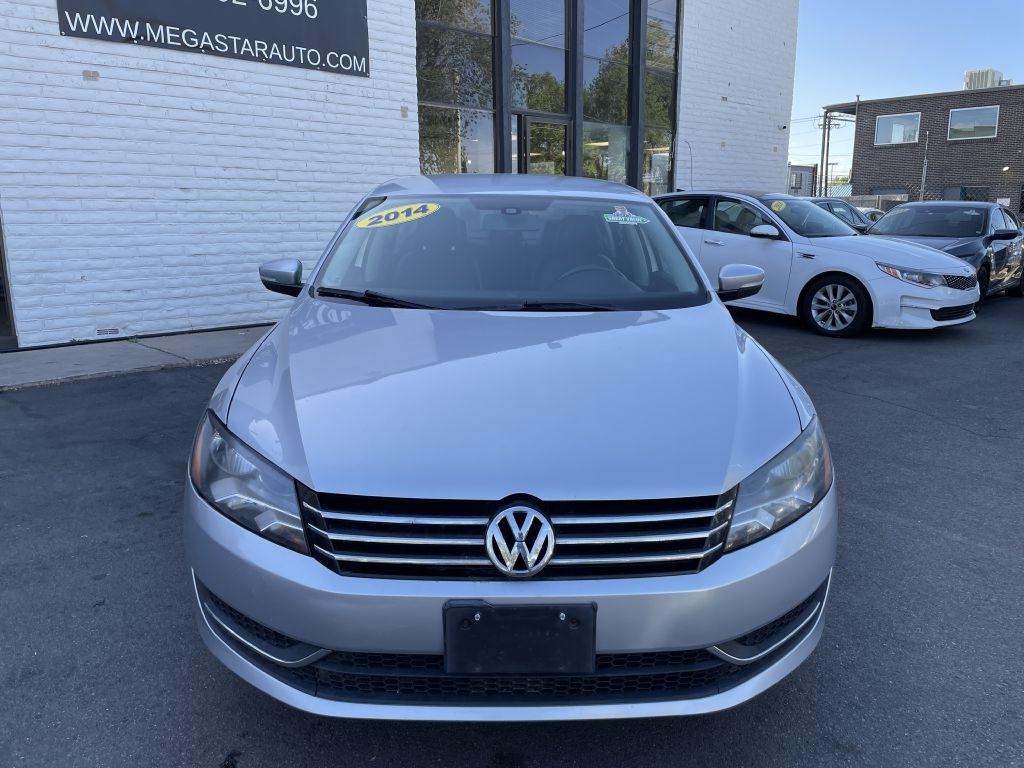 Volkswagen Passat 1.8T Wolfsburg AT 2014