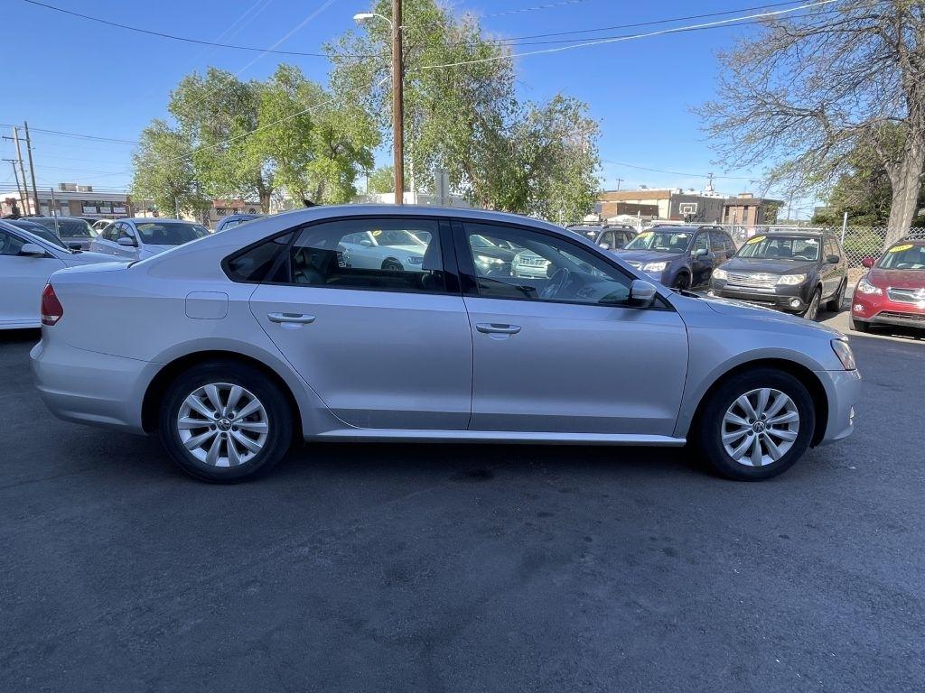 Volkswagen Passat 1.8T Wolfsburg AT 2014