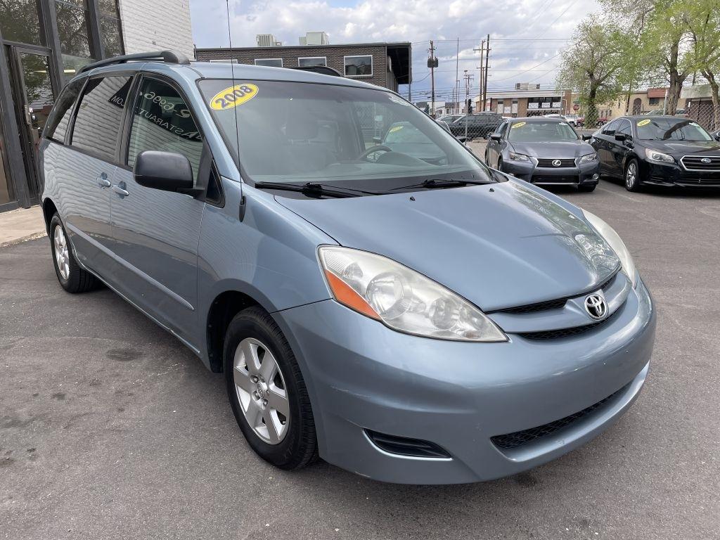Toyota Sienna CE FWD 7-Passenger 2008