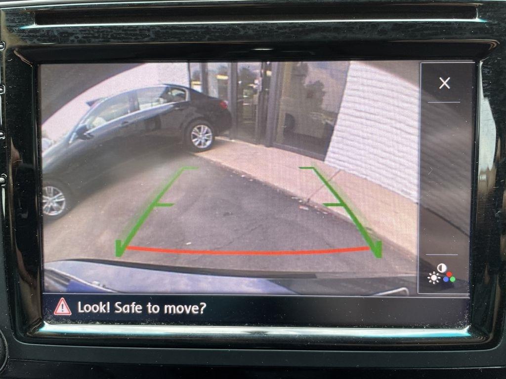 Volkswagen Jetta 1.4T S 6A 2016