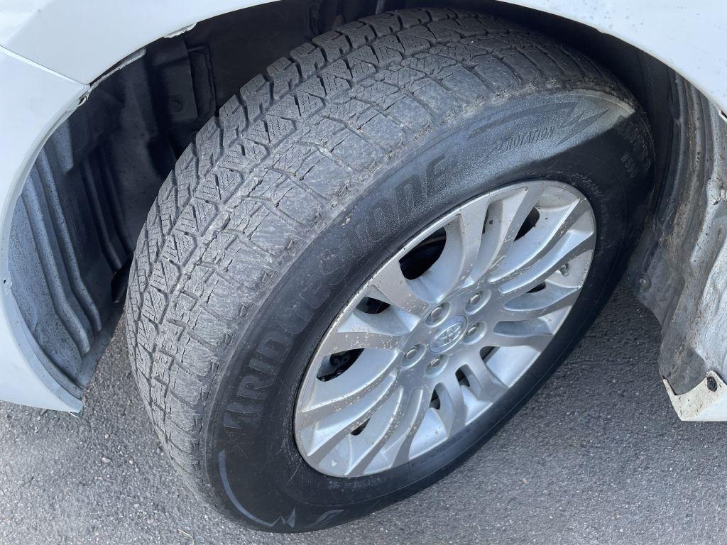 Toyota Sienna XLE FWD 8-Passenger V6 2016