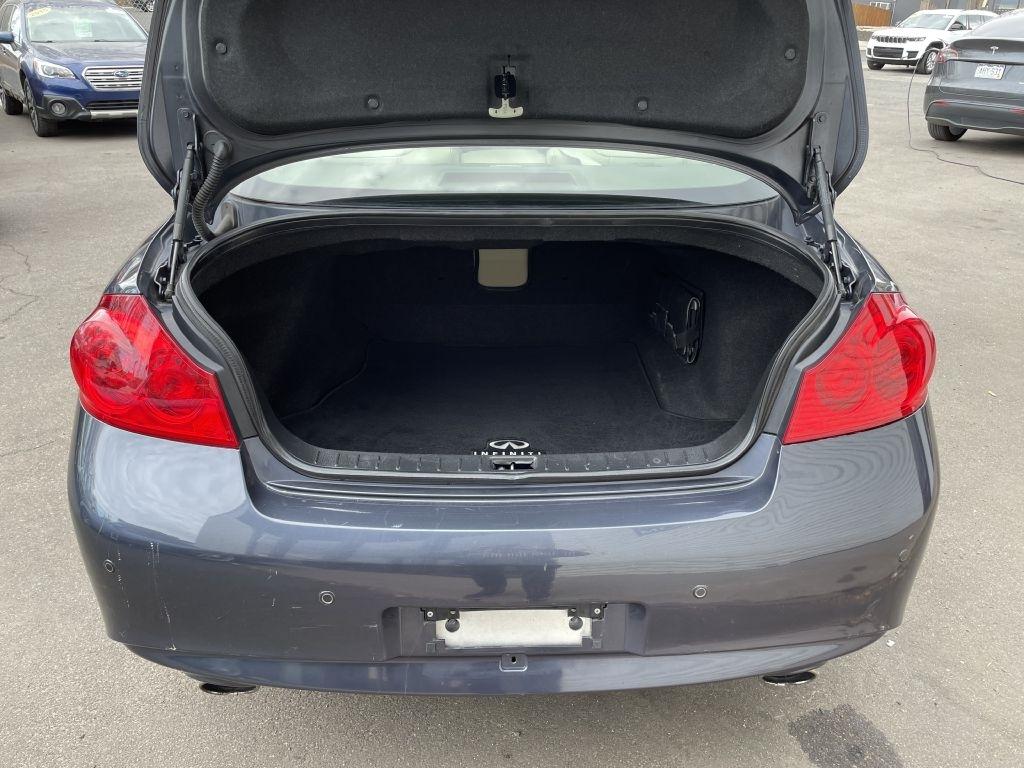 Infiniti G Sedan 37x AWD 2012