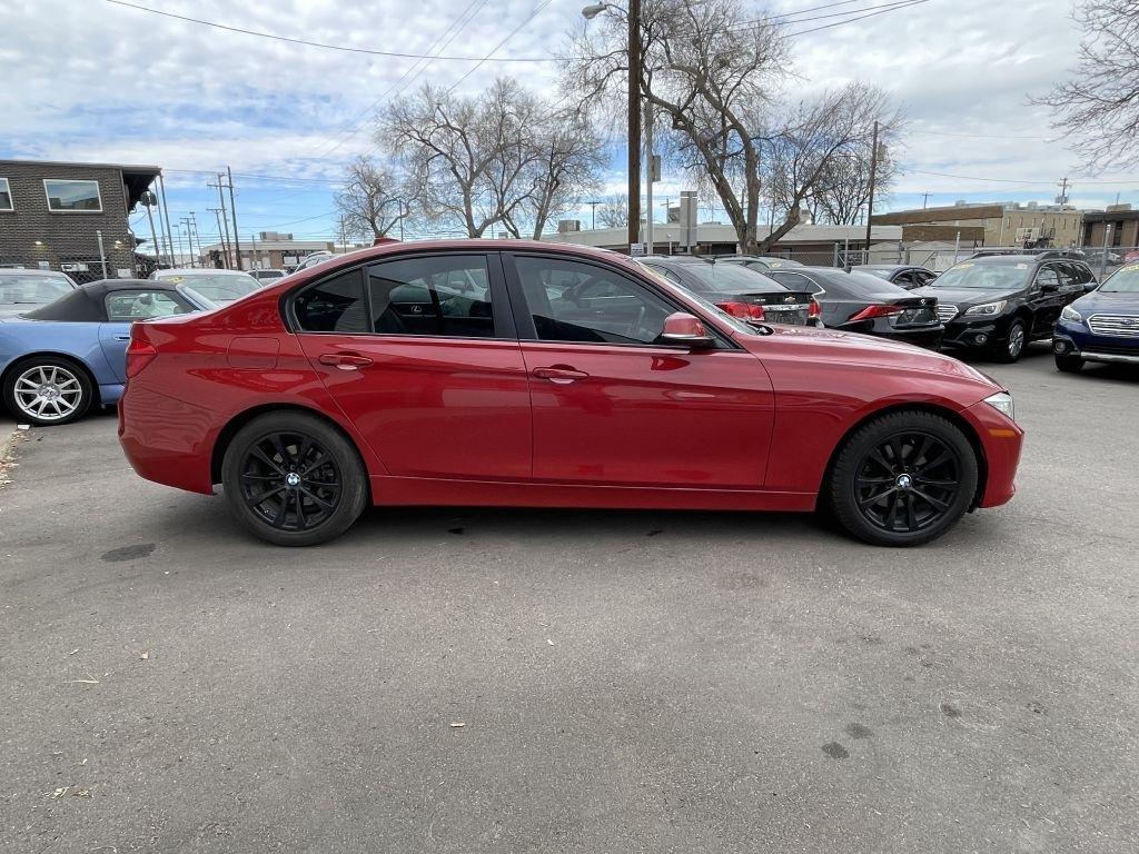 BMW 3-Series 320i xDrive Sedan 2017