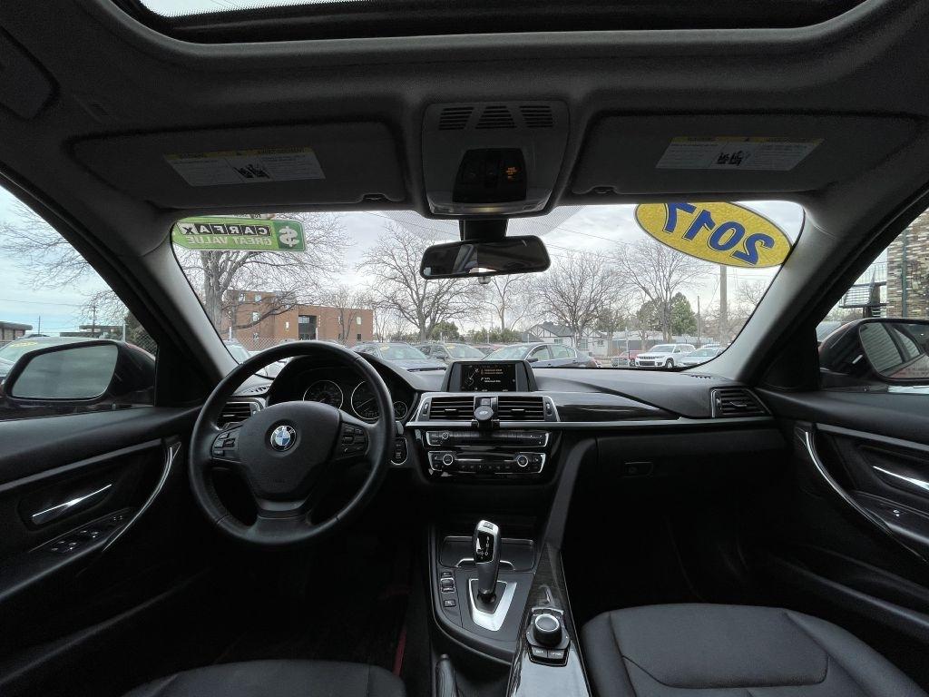BMW 3-Series 320i xDrive Sedan 2017