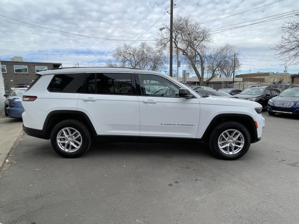 Jeep Grand Cherokee L Laredo 4WD 2023
