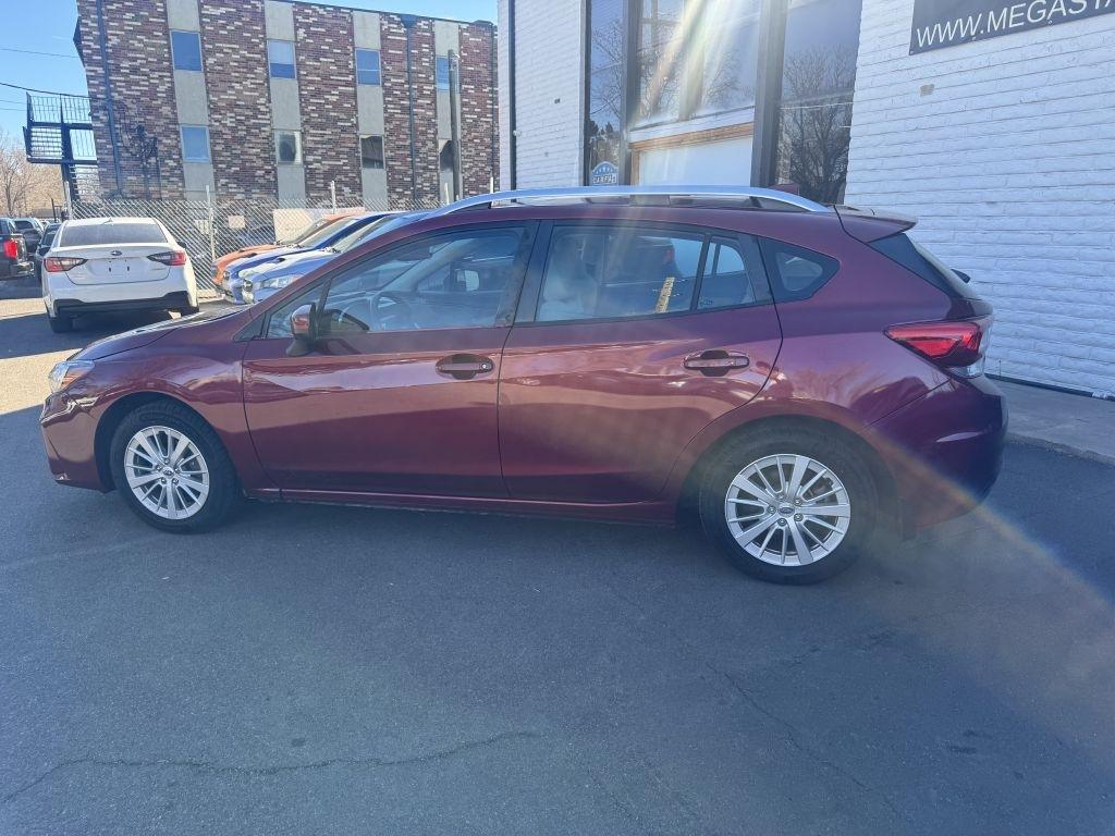 Subaru Impreza 2.0i Premium CVT 5-Door 2017