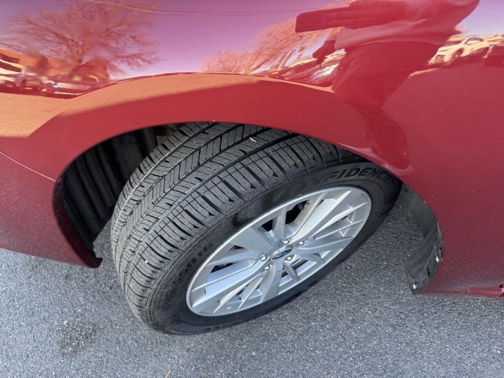 Subaru Impreza 2.0i Premium CVT 5-Door 2017