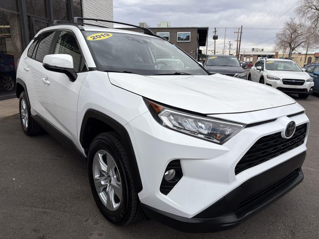 Toyota RAV4 XLE AWD 2019