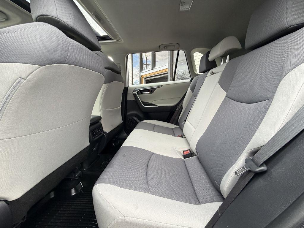 Toyota RAV4 XLE AWD 2019