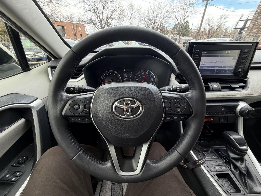 Toyota RAV4 XLE AWD 2019