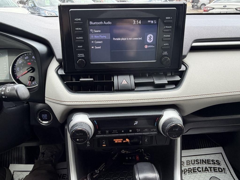 Toyota RAV4 XLE AWD 2019