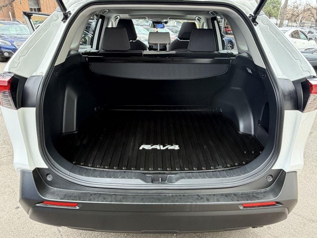 Toyota RAV4 XLE AWD 2019