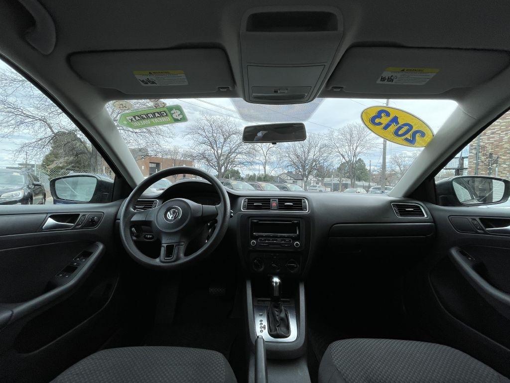 Volkswagen Jetta S 2013