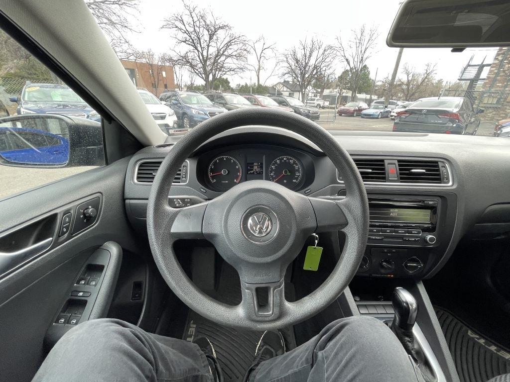 Volkswagen Jetta S 2013