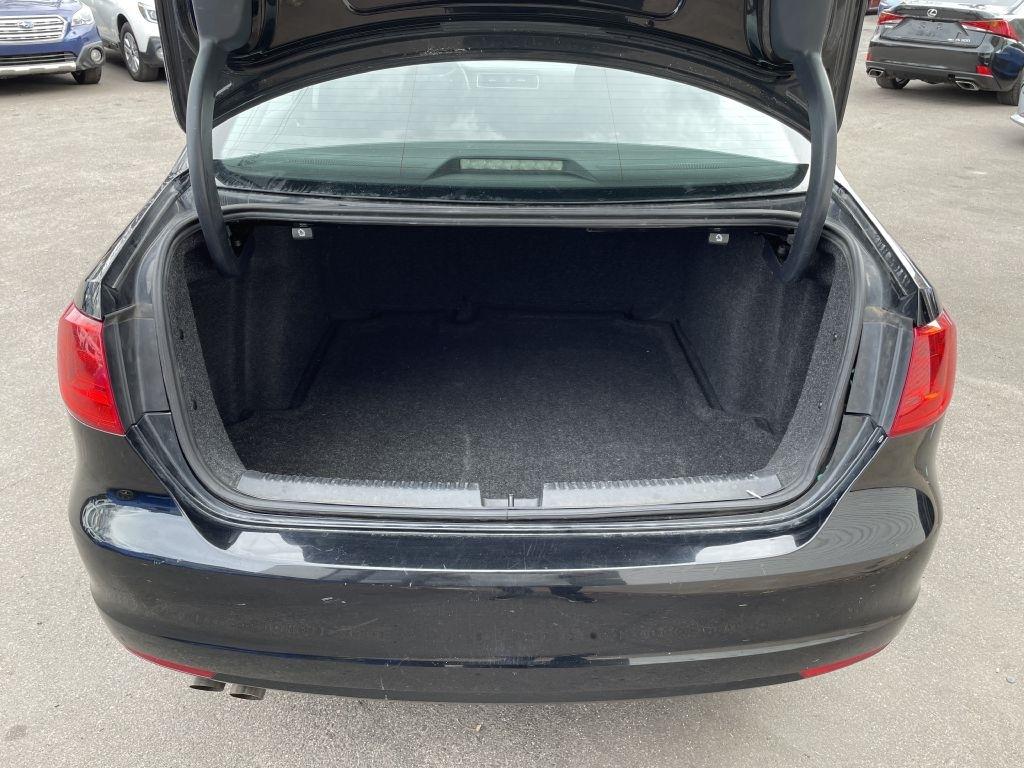 Volkswagen Jetta S 2013