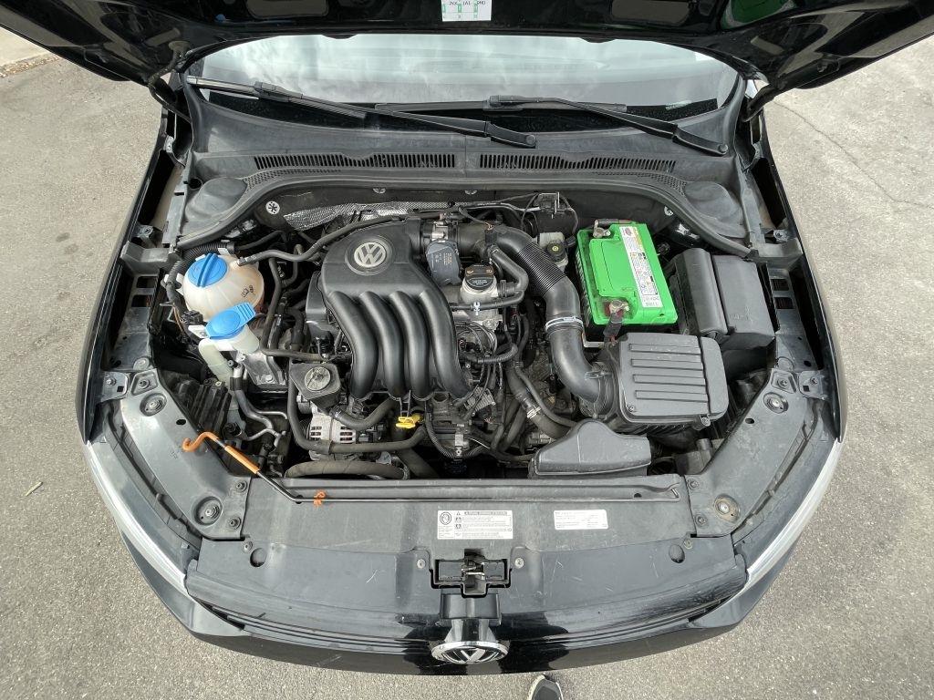 Volkswagen Jetta S 2013