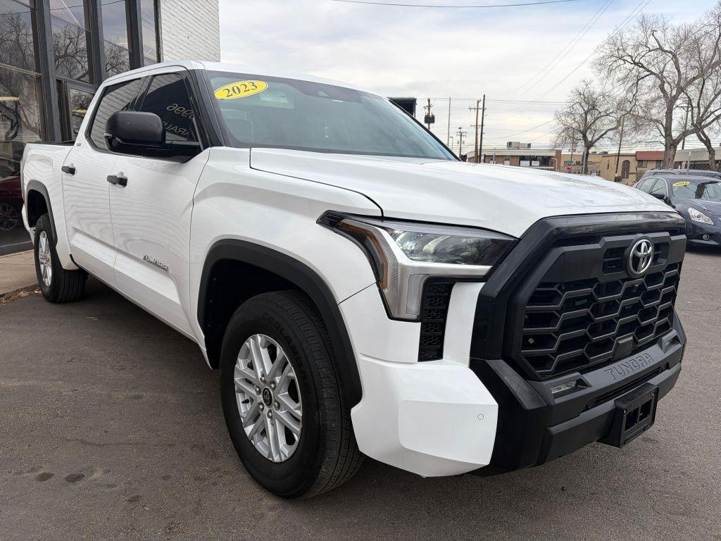 Toyota Tundra SR5 CrewMax 4WD 2023