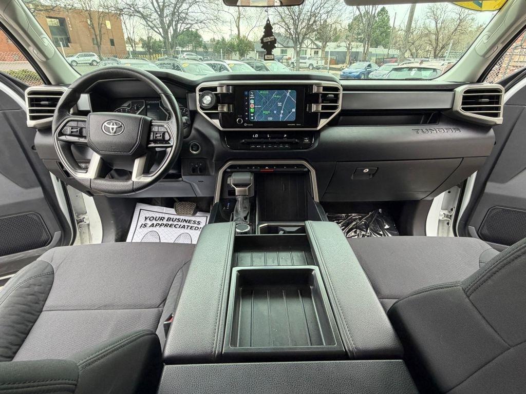 Toyota Tundra SR5 CrewMax 4WD 2023