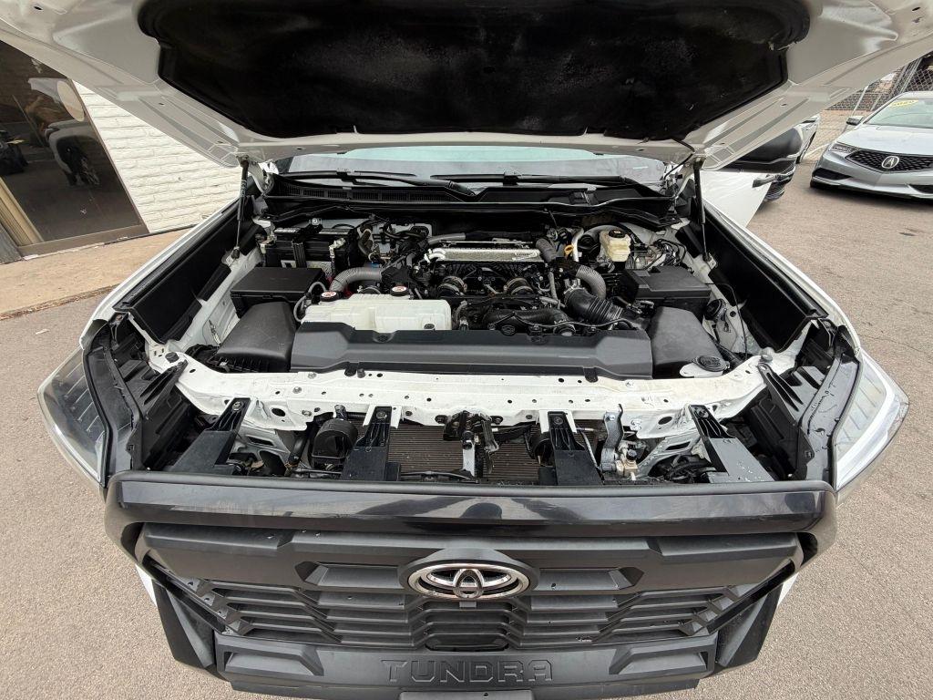Toyota Tundra SR5 CrewMax 4WD 2023