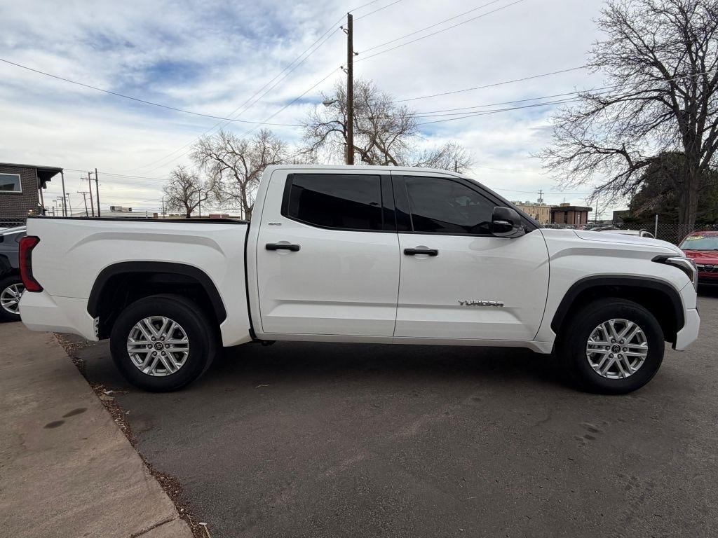 Toyota Tundra SR5 CrewMax 4WD 2023