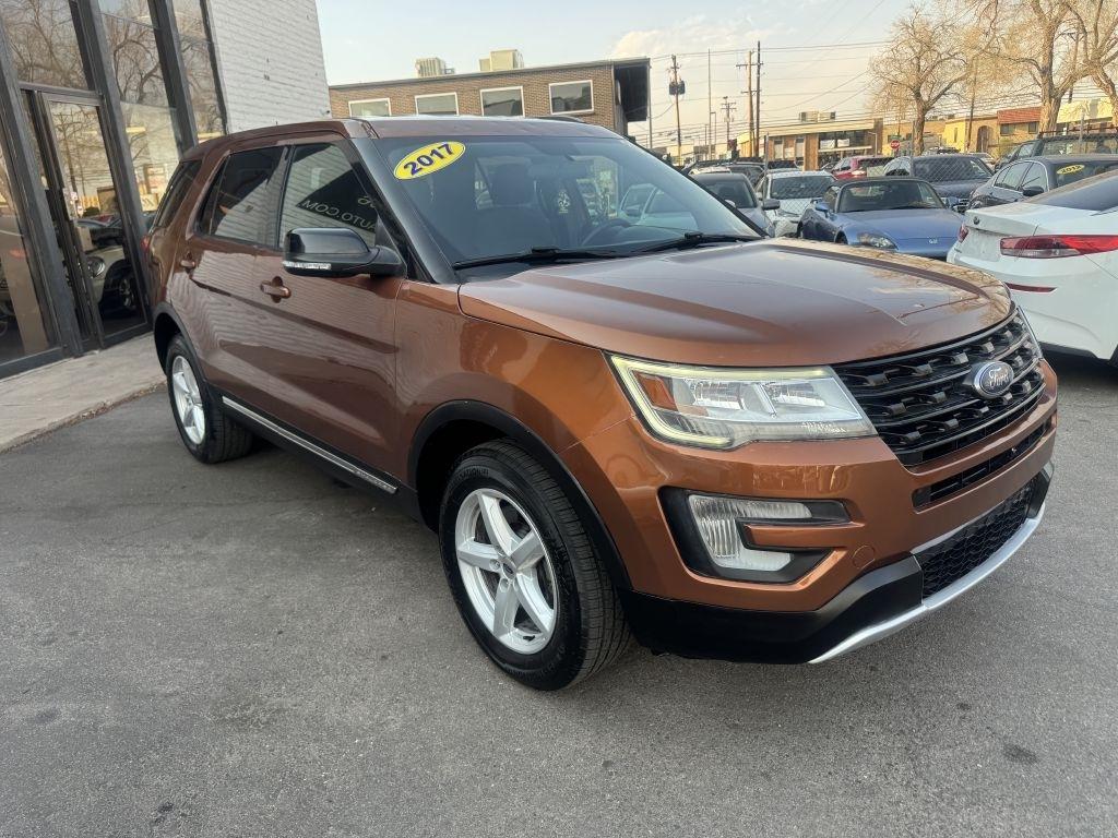 Ford Explorer XLT 4WD 2017