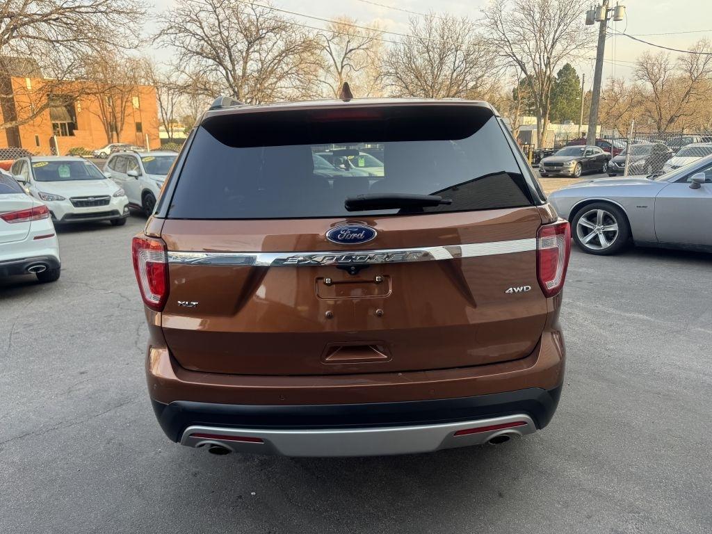 Ford Explorer XLT 4WD 2017