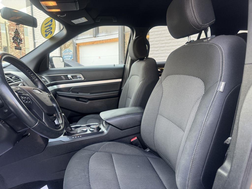 Ford Explorer XLT 4WD 2017