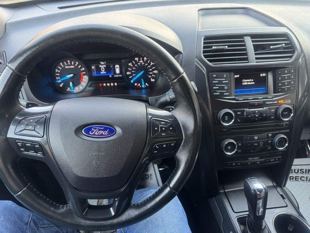 Ford Explorer XLT 4WD 2017
