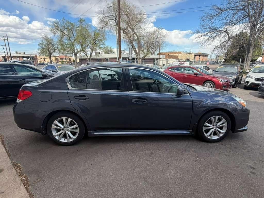 Subaru Legacy 3.6R Limited 2014
