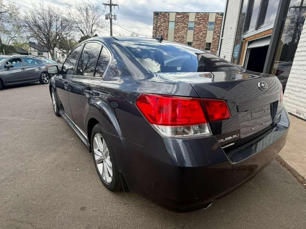 Subaru Legacy 3.6R Limited 2014