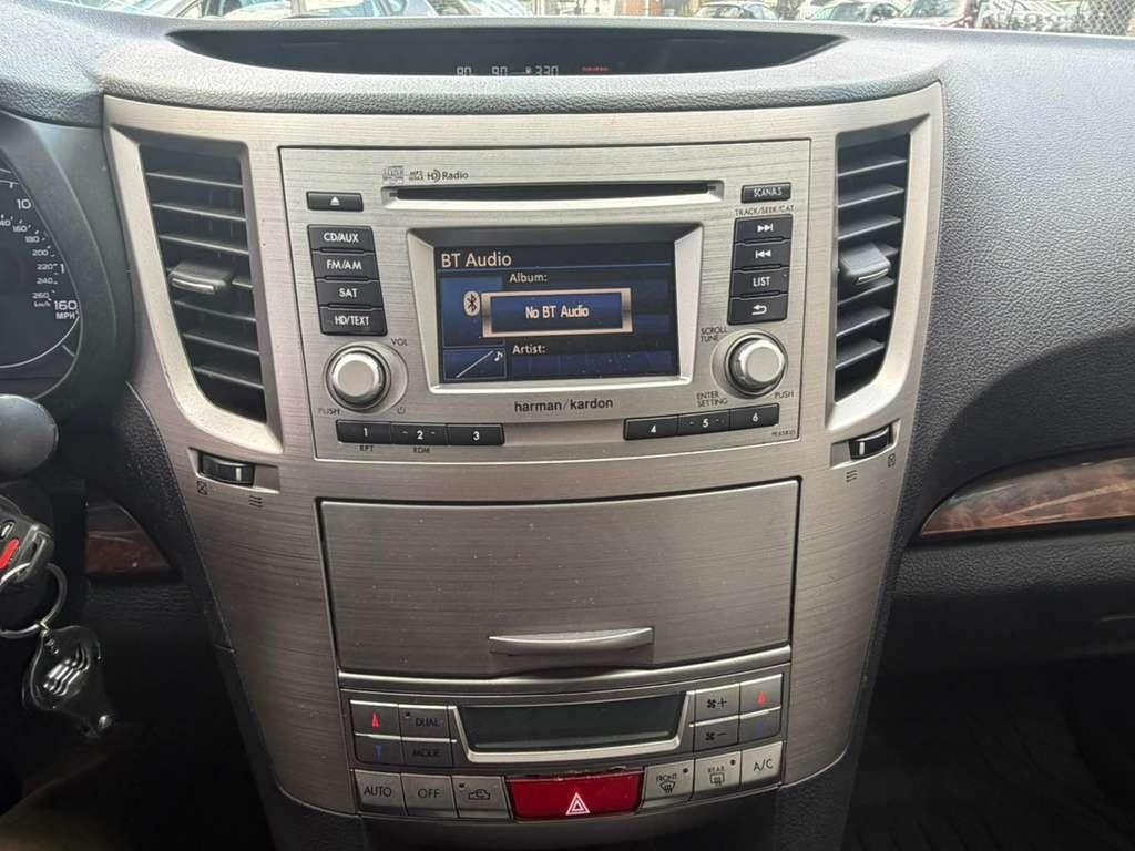 Subaru Legacy 3.6R Limited 2014