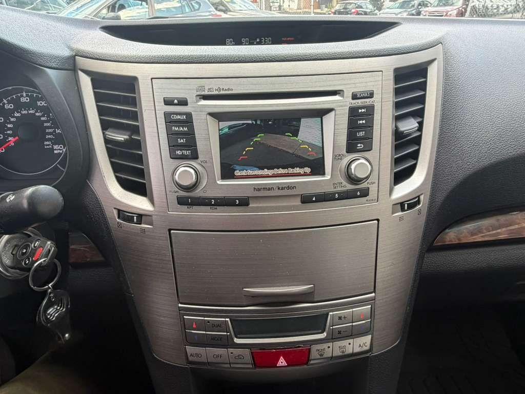 Subaru Legacy 3.6R Limited 2014