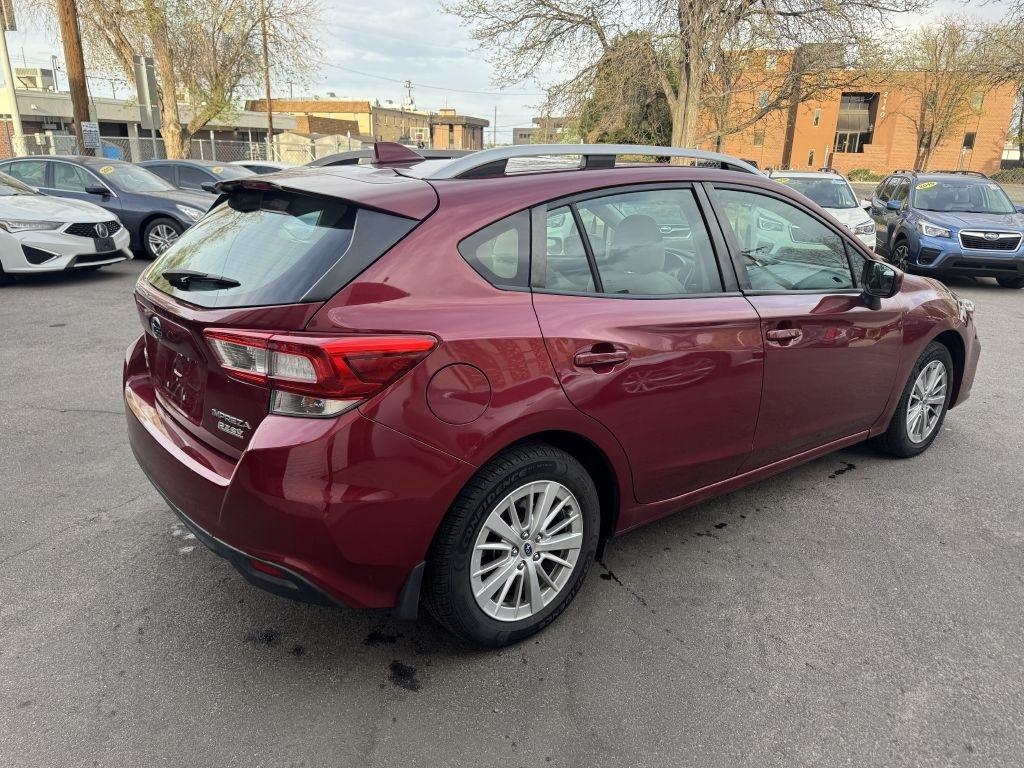 Subaru Impreza 2.0i Premium CVT 5-Door 2017