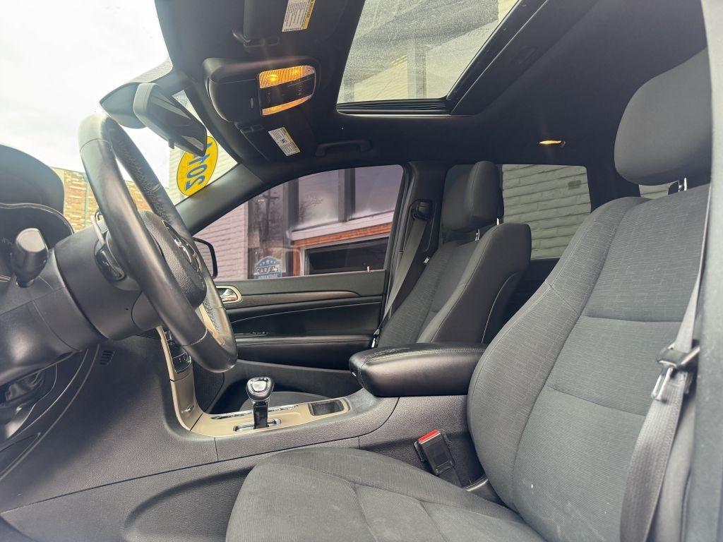 Jeep Grand Cherokee Laredo 4WD 2014